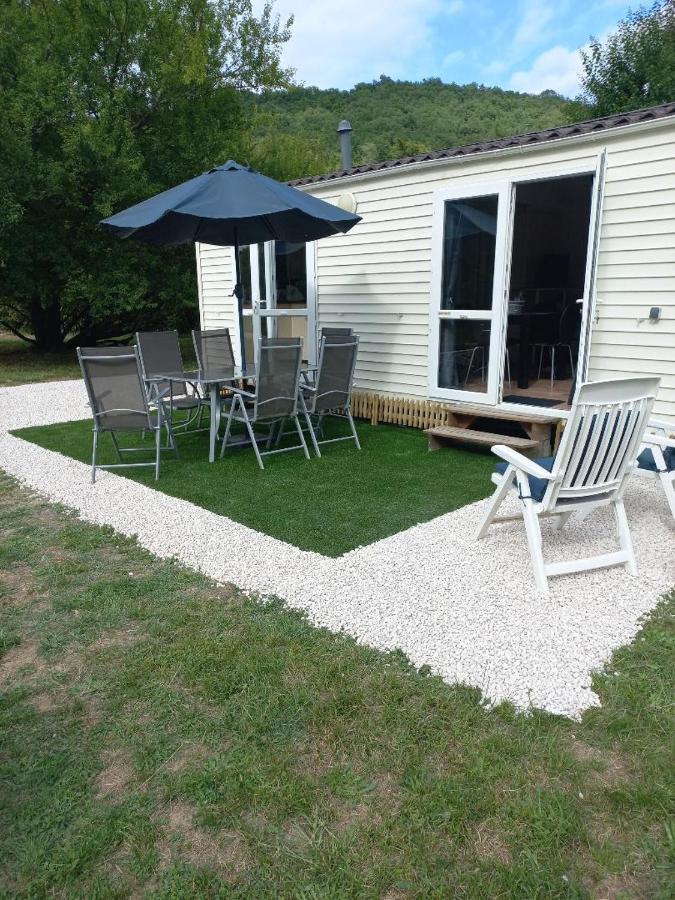 Les Chalets Salineens Salies-du-Salat Eksteriør billede